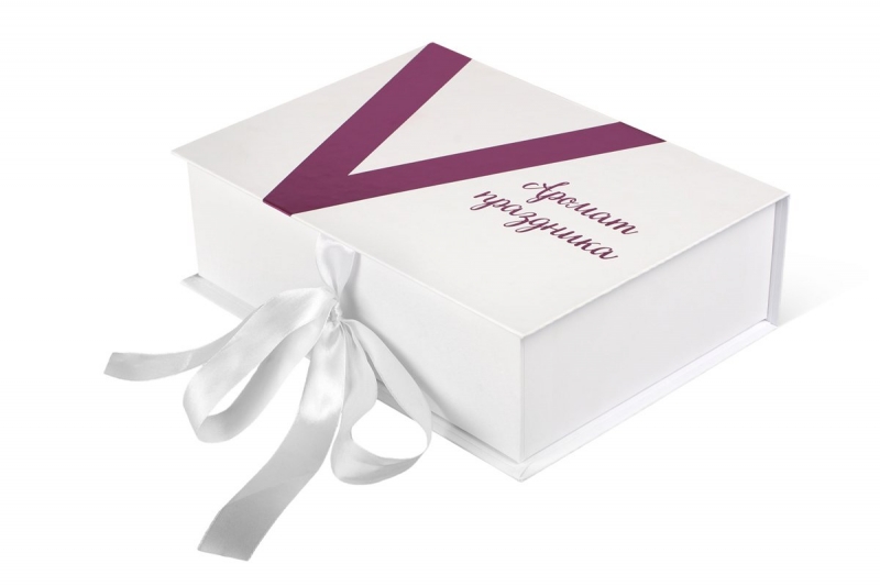 Упаковка с печатью логотипа на лентах в Москве, производство на заказ