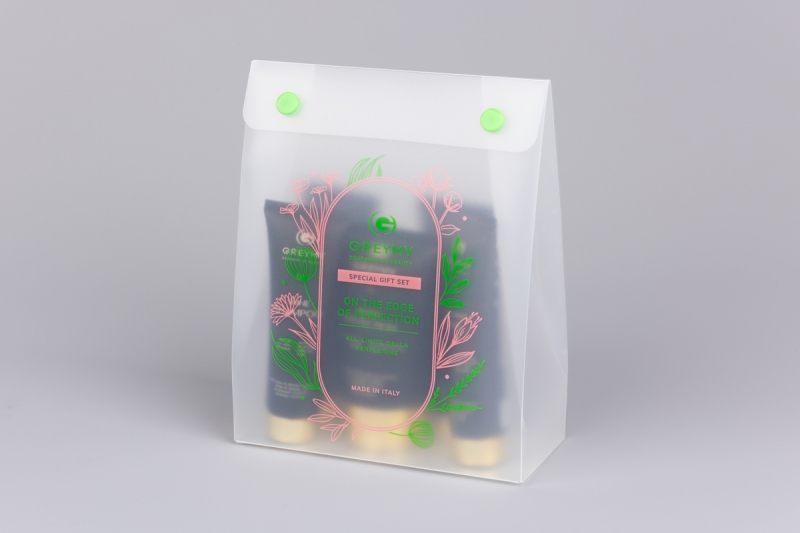 Брендированная упаковка с трафаретной печатью