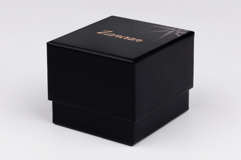 Премиум коробки с тиснением