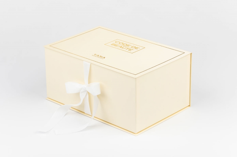 Коробки с тиснением