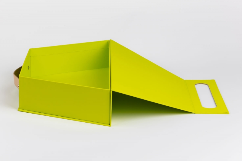 коробки с кожанными ручками на заказ Москва