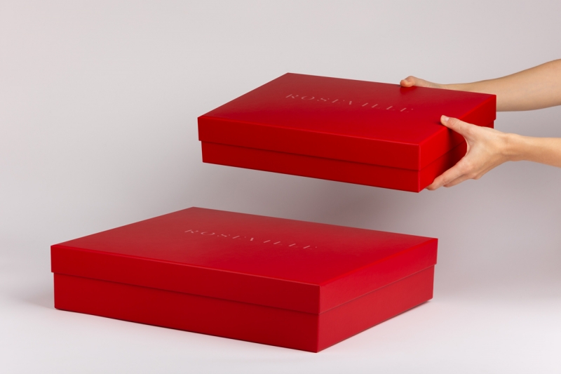 Коробки с логотипом в Москве – производство на заказ.