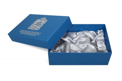 Кашированная коробка крышка-дно с логотипом на заказ в Москве – производство на заказ