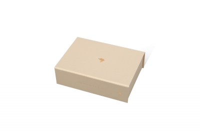 Коробка на магнитах для подарочного набора в Москве – производство на заказ