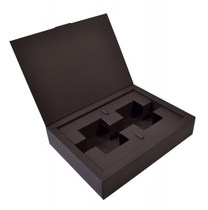 Фирменная коробка-книжка с картонным ложементом для настольной игры в Москве – производство на заказ