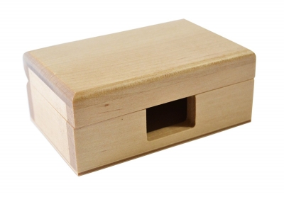 Коробка-шкатулка с декоративной вырубкой под палец