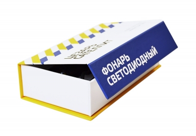 Кашированная коробка с клапаном на магните для фонарика и батареек в Москве – производство на заказ