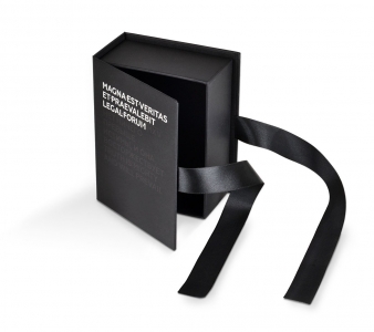 ВИП коробка-книжка на лентах (черная) в Москве – производство на заказ