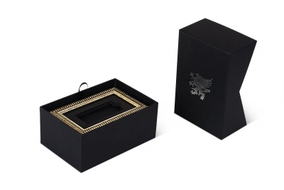 Кашированная коробка крышка-дно для телефона и комплектующих в Москве – производство на заказ