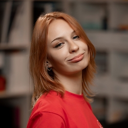 Фроликова Анастасия - эксперт по работе с клиентами