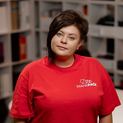 Захарова Татьяна - эксперт по работе с клиентами